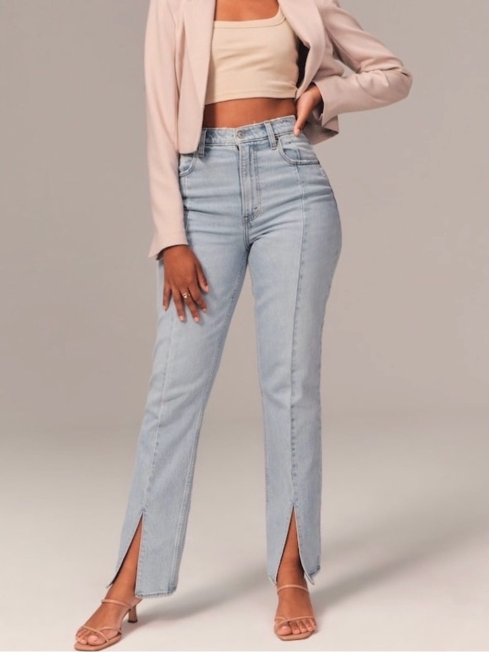 Abercrombie & Fitch 90’s Straight Ultra High Rise with Front Slit